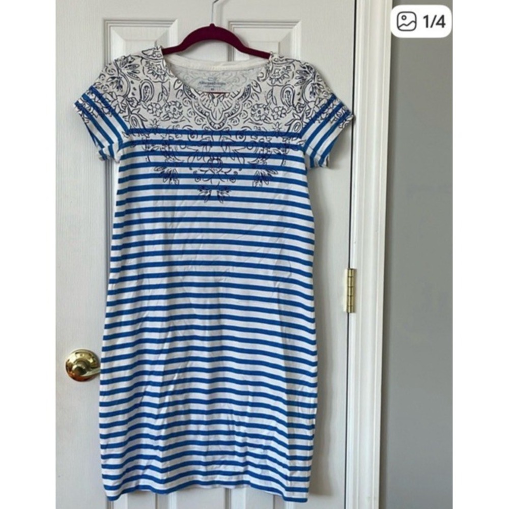 Vineyard‎ Vines Women's Dress Size Small Blue White Striped Paisley Print V-neck